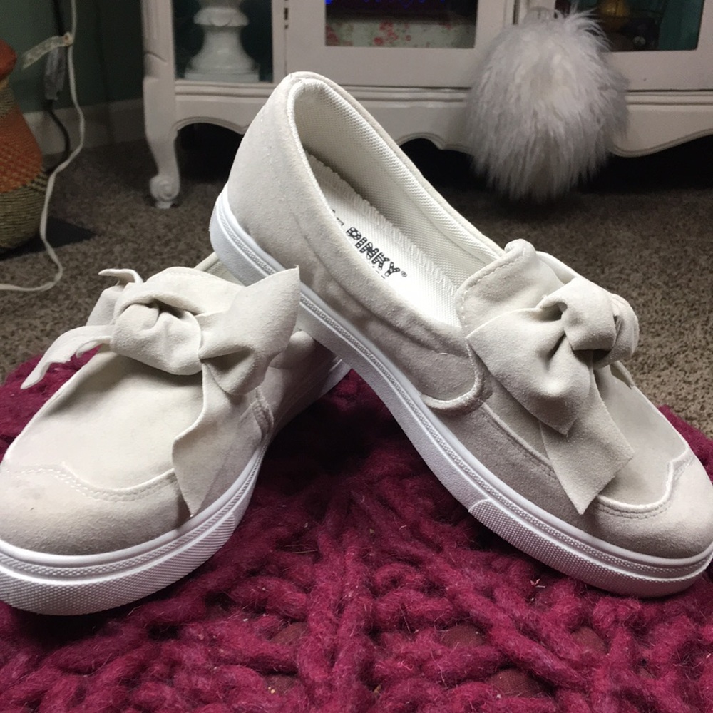 Via Pinky Gray Faux Suede Slip On Shoes
